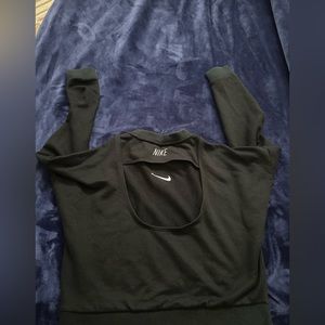 👣Open back Nike crewneck👣